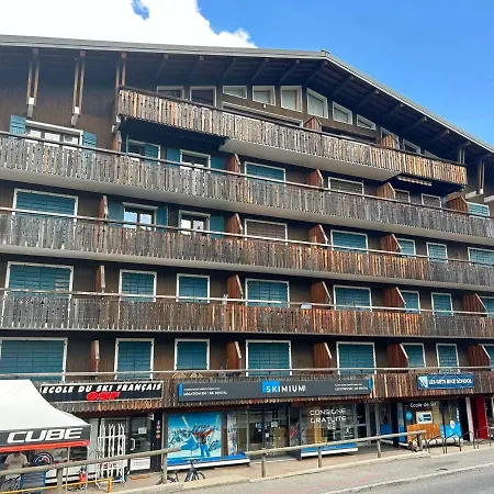 Apartment Renove Aux Pieds Des Pistes Des Chavannes, Coeur De Station, Balcon, 4 Couchages - Fr-1-623-260